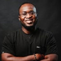 Owusu-Akyaw headshot