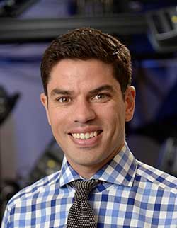 Fernando Headshot