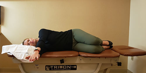 Lying T twist start position