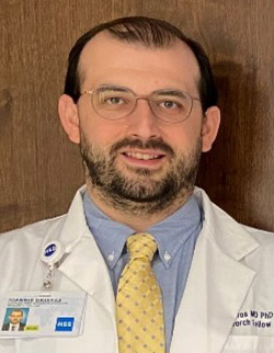 Photo of Dr. Ioannis Gkiatas